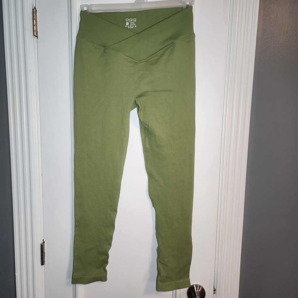 OQQ Olive Green Women's Leggings